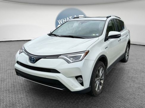 Used 2017 Toyota RAV4 Limited w/ All Weather Liner Package AWD/4WD image 8