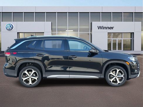 New 2026 Volkswagen Tiguan SE image 6