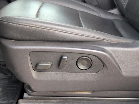 Used 2024 Chevrolet Silverado 1500 LTZ image 14