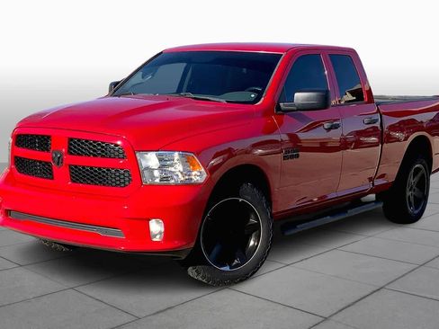 Used 2017 RAM 1500 Express image 1
