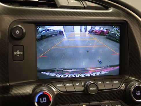 Used 2015 Chevrolet Corvette Z06 w/ 3LZ Preferred Equipment Group image 29