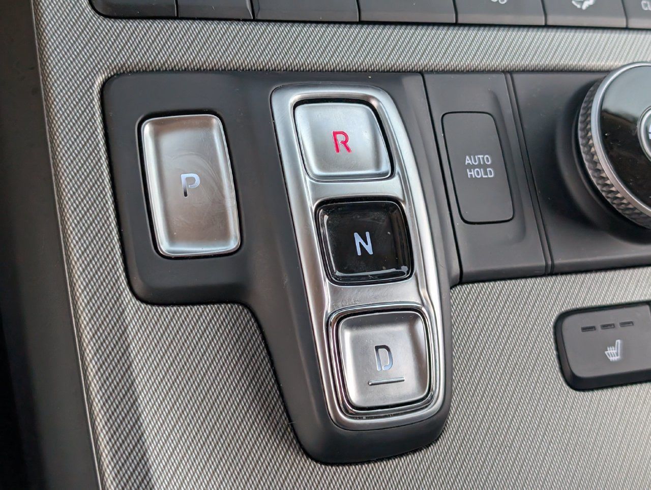 Used 2025 Hyundai Palisade SEL FWD image 21