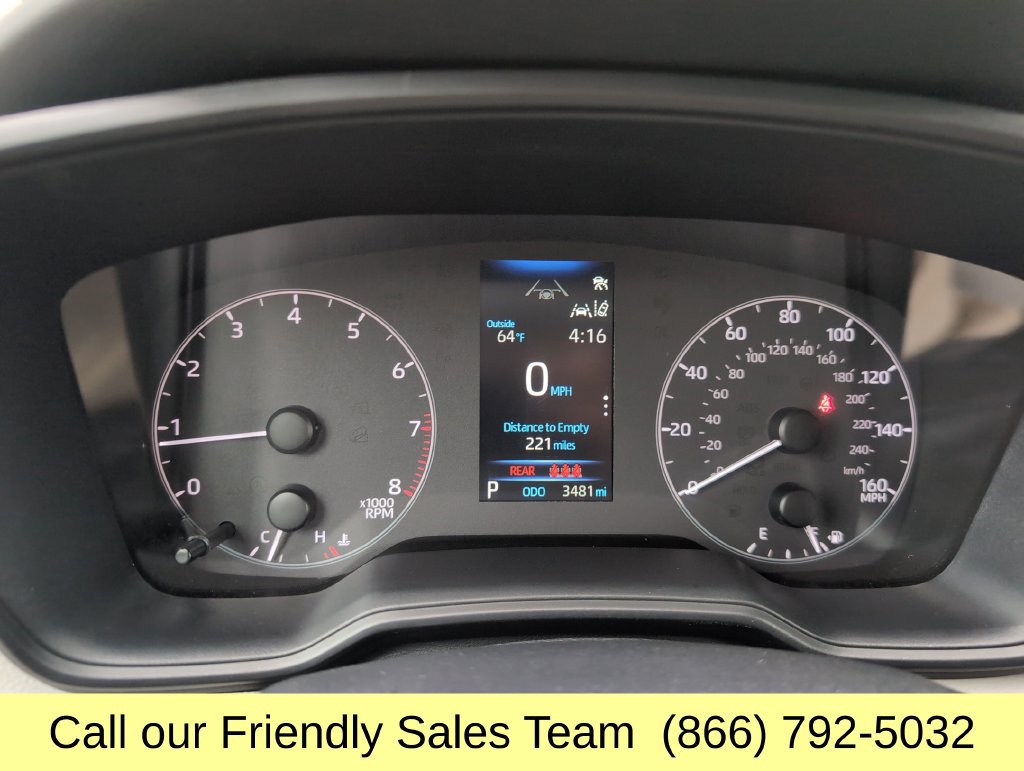 Used 2025 Toyota Corolla LE FWD image 16