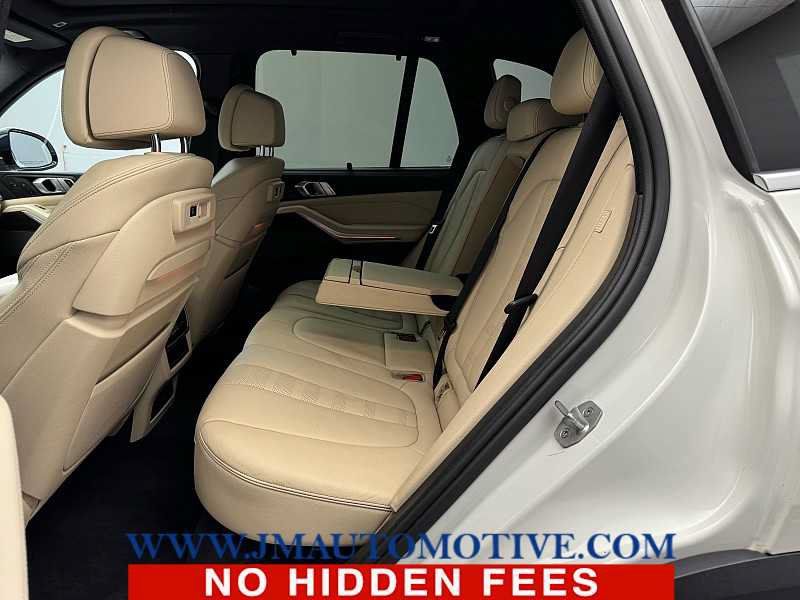 Used 2021 BMW X5 xDrive40i w/ Executive Package AWD/4WD image 15