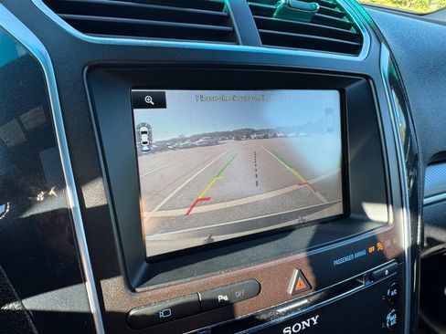 Used 2016 Ford Explorer Sport w/ Equipment Group 401A image 6