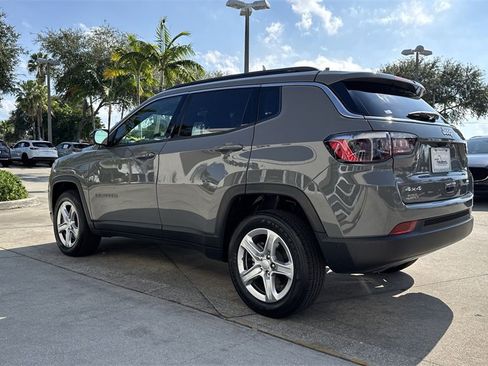 Used 2023 Jeep Compass Latitude w/ Sun and Sound Group image 27