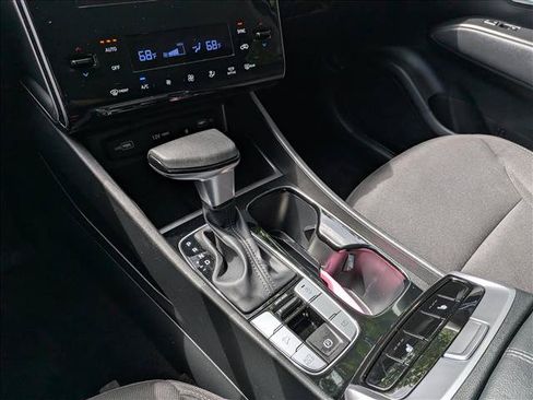Certified 2024 Hyundai Tucson SEL FWD image 36