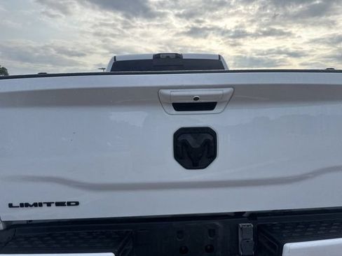 Used 2022 RAM 2500 Limited AWD/4WD image 9