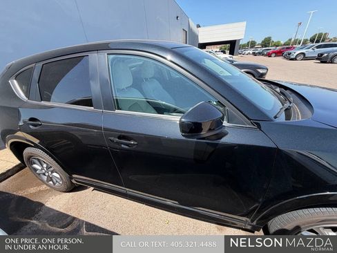 Used 2025 MAZDA CX-5 AWD 2.5 S w/ Preferred Package image 5