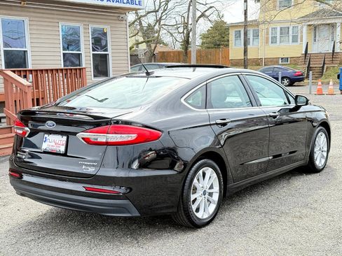 Used 2019 Ford Fusion Energi Titanium image 4
