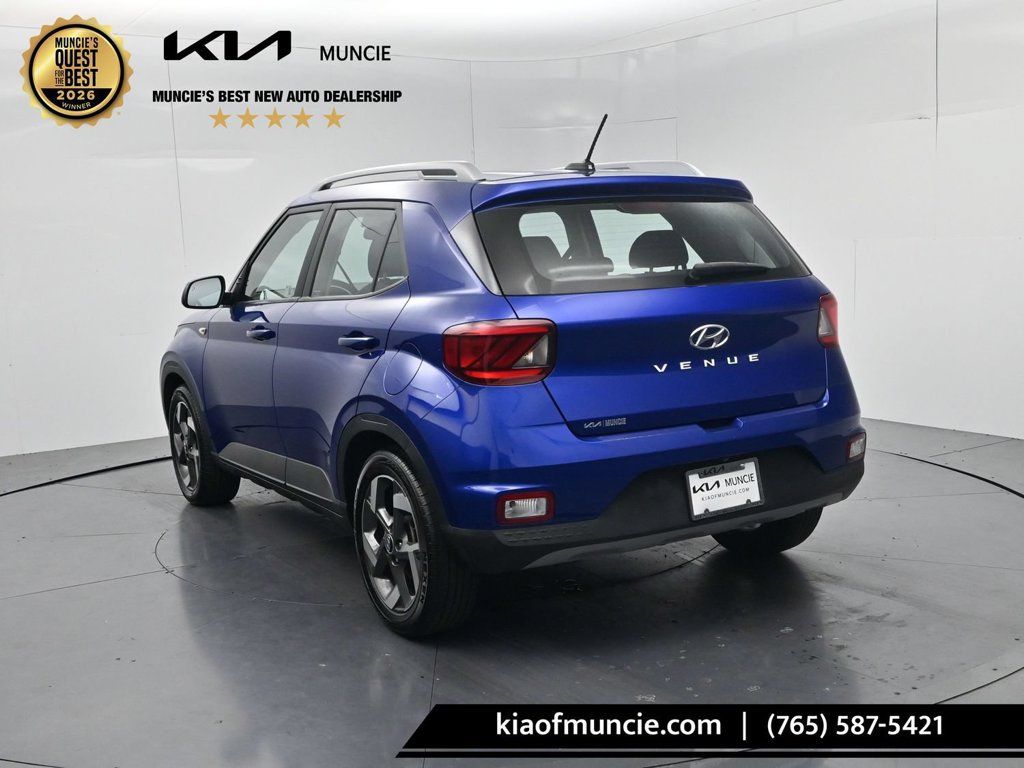 Used 2024 Hyundai Venue SEL FWD image 6