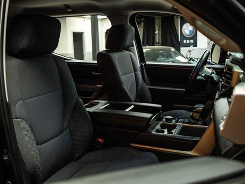 Used 2022 Toyota Tundra SR5 w/ SR5 Convenience Package image 13