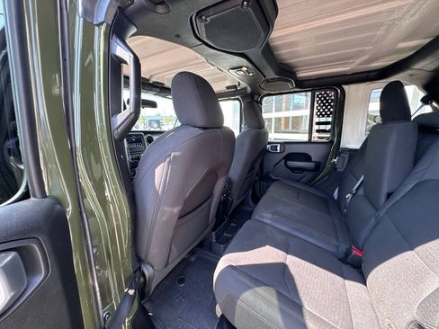 Used 2023 Jeep Wrangler Unlimited w/ Convenience Group AWD/4WD image 29