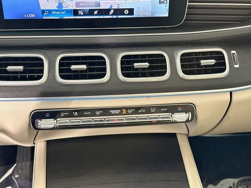 Used 2020 Mercedes-Benz GLS 450 4MATIC image 16
