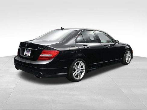 Used 2013 Mercedes-Benz C 300 4MATIC Sedan image 5