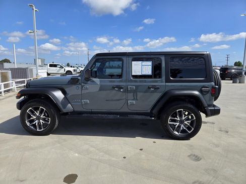 Used 2025 Jeep Wrangler Unlimited Sport S 4xe AWD/4WD image 7