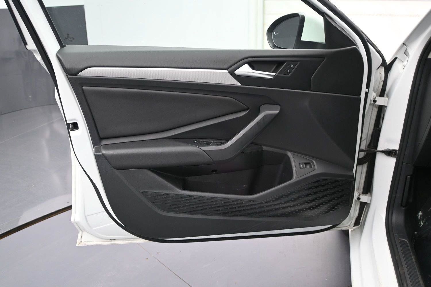 Used 2019 Volkswagen Jetta S w/ Driver Assistance Package FWD image 8