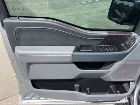 Used 2023 Ford F150 Lariat RWD image 13