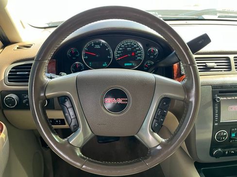 Used 2014 GMC Sierra 2500 SLT w/ SLT Convenience Package image 29