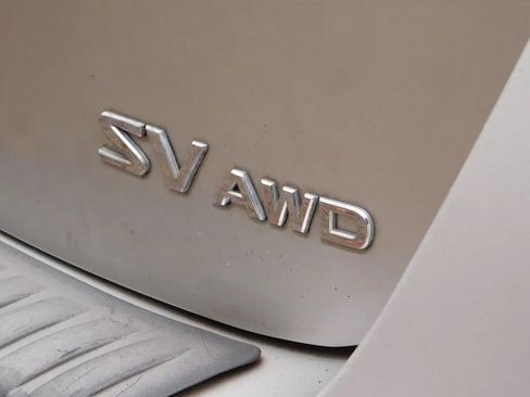 Used 2011 Nissan Rogue SV image 5