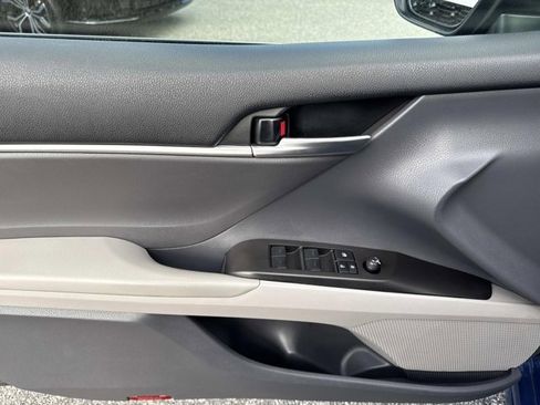 Certified 2023 Toyota Camry SE image 7