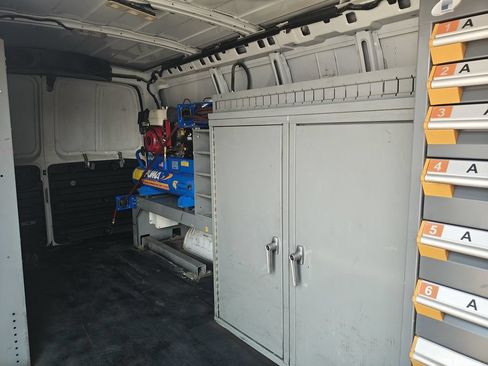Used 2018 Chevrolet Express 3500 Extended w/ Driver Convenience Package RWD image 10
