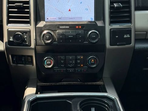 Used 2019 Ford F250 Lariat w/ Lariat Ultimate Package AWD/4WD image 21