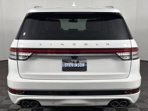 Used 2020 Lincoln Aviator Grand Touring w/ Elements Package Plus AWD/4WD image 31