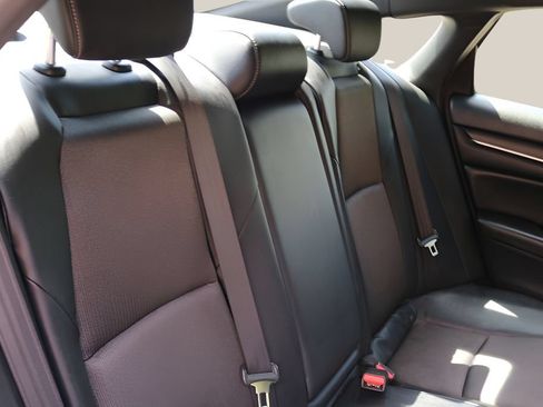 Used 2018 Honda Accord Sport image 16