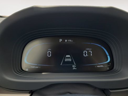 Used 2026 Hyundai Venue SEL FWD image 19