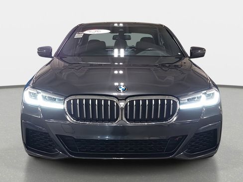 Used 2023 BMW 540i xDrive w/ M Sport Package image 2