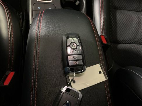 Used 2024 Ford Escape ST-Line AWD/4WD image 40