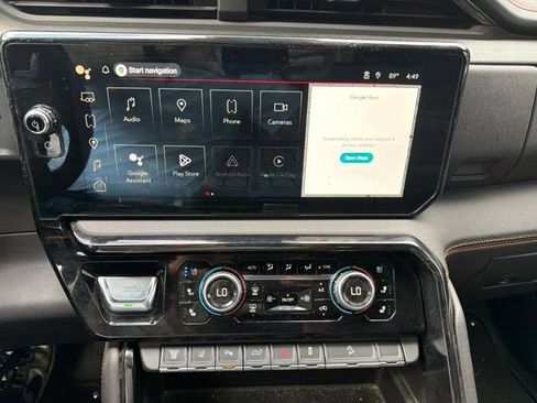 Used 2024 GMC Sierra 2500 AT4 w/ Technology Package AWD/4WD image 21