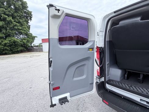 Used 2019 Ford Transit 350 XLT RWD image 25