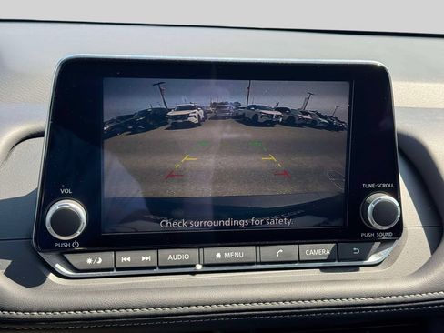 Certified 2026 Nissan Rogue SV AWD/4WD image 27