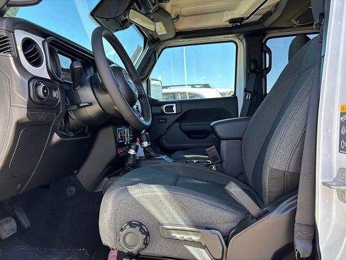New 2026 Jeep Wrangler Unlimited Sport AWD/4WD image 9