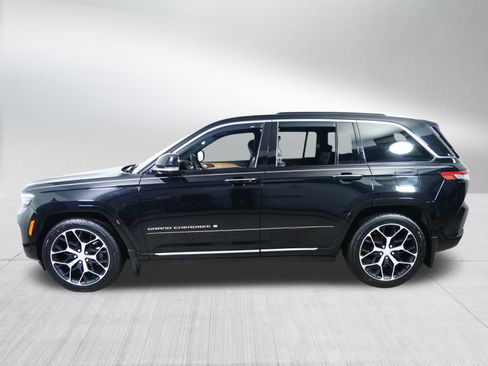 Used 2023 Jeep Grand Cherokee Summit image 4