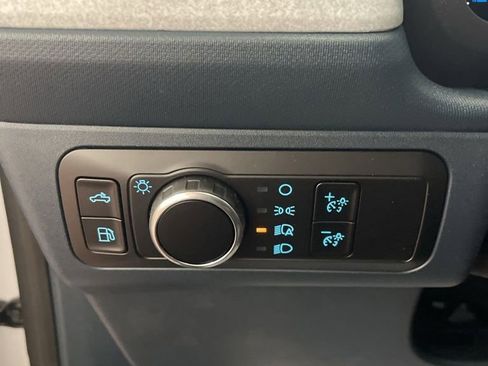 New 2026 Ford Maverick XLT w/ XLT Luxury Package FWD image 13