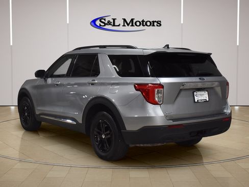 Used 2024 Ford Explorer XLT w/ Class IV Trailer Tow Package AWD/4WD image 5