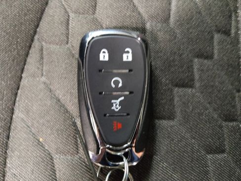 Used 2021 Chevrolet Equinox LT image 32