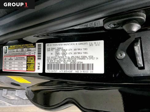Certified 2022 Toyota Tacoma TRD Off-Road w/ TRD Premium Off Road Package AWD/4WD image 35