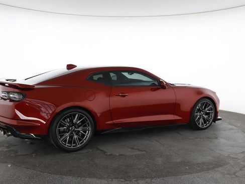 Used 2022 Chevrolet Camaro ZL1 RWD image 13