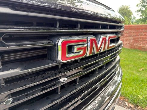 Used 2025 GMC Sierra 1500 Elevation w/ X31 Off-Road Package AWD/4WD image 16