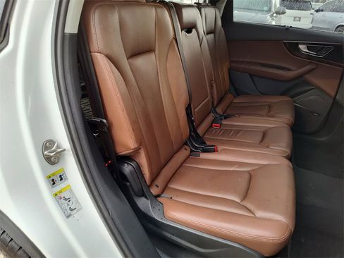 Used 2017 Audi Q7 3.0T Premium Plus image 38