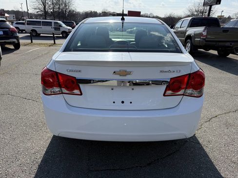 Used 2013 Chevrolet Cruze LT image 6