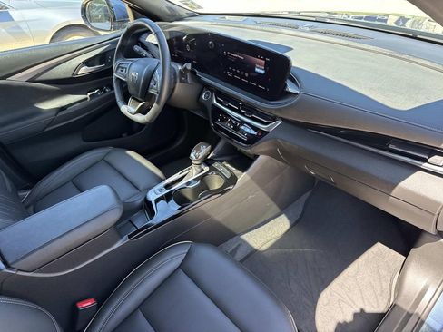 Used 2025 Buick Envista Avenir image 15