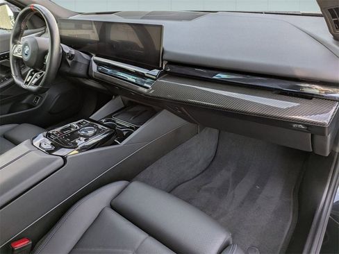 Used 2024 BMW i5 M60 w/ Premium Package image 6