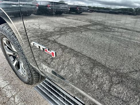 New 2026 GMC Yukon XL AT4 Ultimate w/ LPO, Floor Liner Package AWD/4WD image 14
