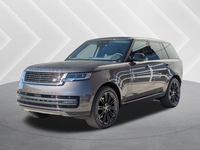 New 2025 Land Rover Range Rover SE