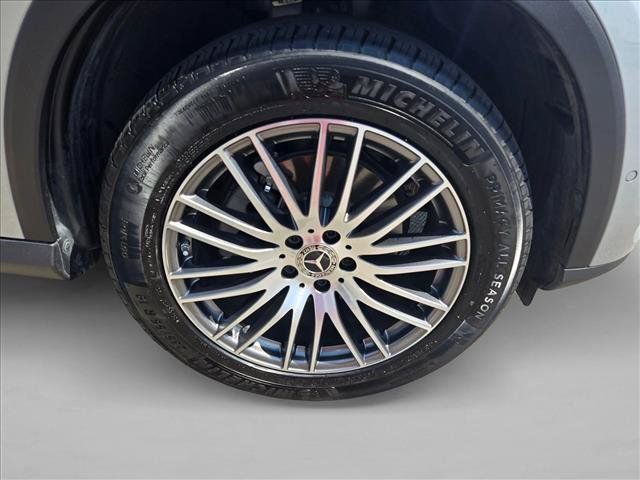 Certified 2026 Mercedes-Benz GLC 300 image 20